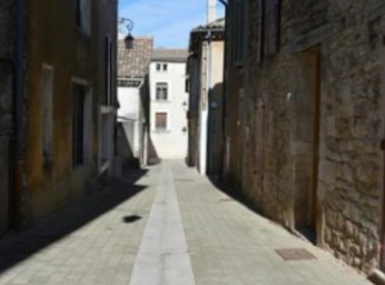 Nouvelle place d'Olonzac : un cadre de vie embelli au cœur du Minervois